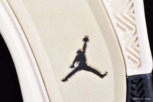 Cheap Air AQ9129-200 Mushroom 4 Jordan 0821